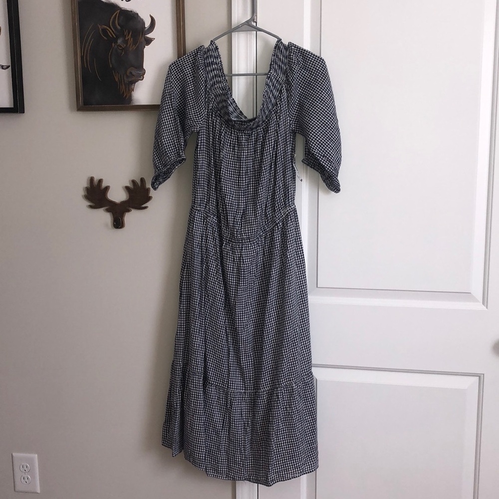 Off the shoulder maxi dress
